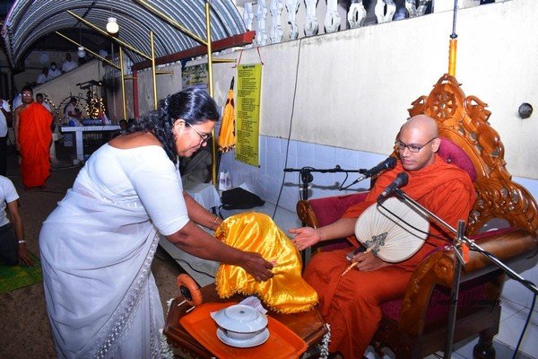 Setpatha Parade and Bodhi Puja Pilgrimage for the New Year / Homagama East (2023)